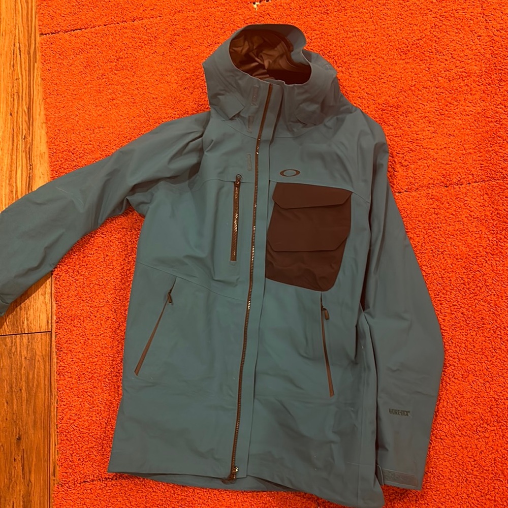 Oakley Solitude GORE-TEX size L - LIKE NEW
